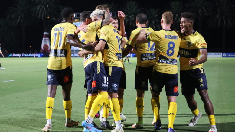 Central Coast Mariners to play Melbourne City in A-League grand final after  4-1 aggregate win over Adelaide - ABC News