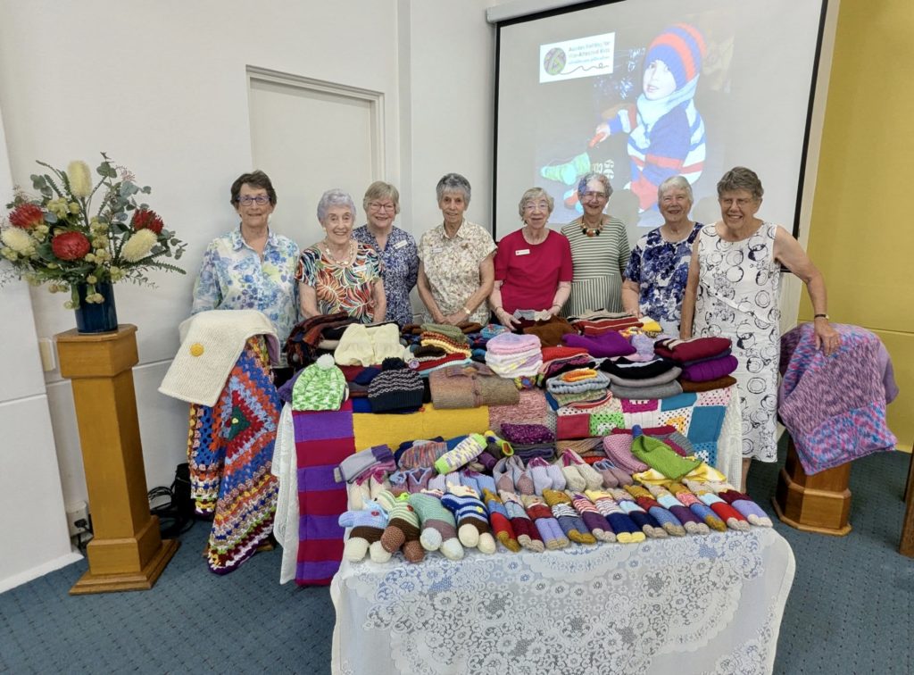 Knitted items on their way to Syria